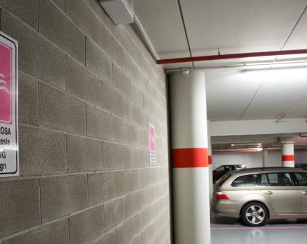 The Hotel Galileo Padova offers free garage parking to all its customers