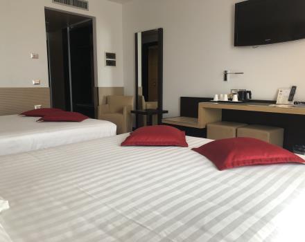 Scopri le confortevoli camere quadruple del nostro hotel 4 stelle a Padova